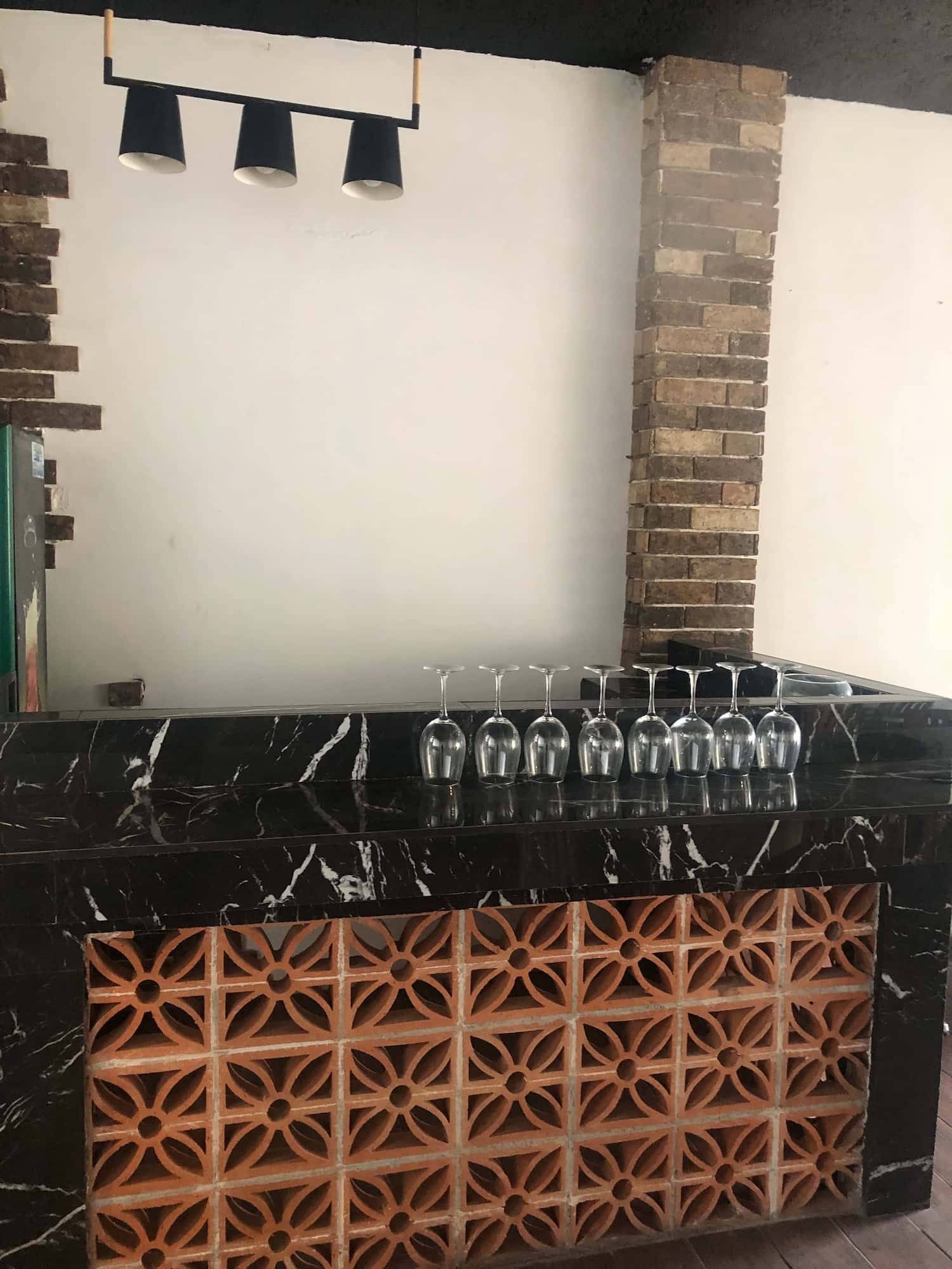 TBoncito 2do piso barra de preparación bebidas